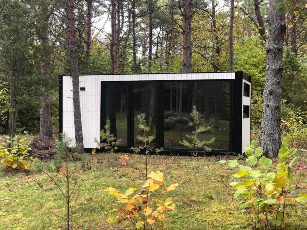 Umweltfreundliches Tiny House Bliss 13.2m² / 6 x 2.5 m