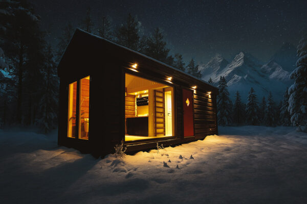 Fertig-Blockhaus "HyggeHut" 8x3m | Winterfest | G0412 Tiny House "HyggeHut" – Winterfestes Blockhaus schlüsselfertig (8x3 m)